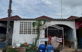 ทรัพย์สถาบันโดย GHB ทาวน์เฮาส์ บัวสีเงิน (Baan Bua Si Ngoen)