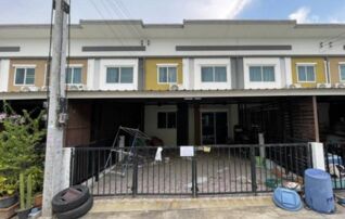 ทรัพย์สถาบันโดย GHB ทาวน์เฮาส์ ไลโอบลิสซ์ลำลูกกา-คลอง 4 (Lio Bliss Rangsit-Klong 4)