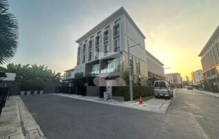 Owner post, ยินดีรับ agents Modern luxury town house 4 ชั้น ใกล้บีทีเอสรัชโยธิน : เจ้าของให้เช่าเอง (งดรับนายหน้า)