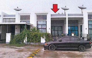 ทรัพย์สถาบันโดย GHB ทาวน์เฮาส์ ปลวกแดง ระยอง