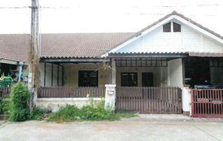 ทรัพย์สถาบันโดย GHB ทาวน์เฮาส์ นิคมพัฒนา ระยอง