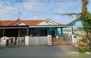 ทรัพย์สถาบันโดย GHB ทาวน์เฮาส์ เจษฎา 9 (Jetsada 9 Lamlukka Klong 4)