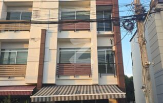 ขายทาวน์โฮม ติดถนนใหญ่ ทำเลทองนาคนิวาส โครงการบ้านกลางเมือง เออร์บาเนี่ยน ลาดพร้าว 71 (ตรงข้ามปั๊ม Shell) จังหวัดกรุงเทพมหานคร : เจ้าของขายเอง (งดรับนายหน้า)