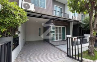 ทาวน์โฮม 2 ชั้น อารียา เดอะคัลเลอร์ส เฟส 3 วงแหวน-รามอินทรา 17.6 ตร.ว. รีโนเวทใหม่ สวยมาก พร้อมอยู่ หน้าบ้านติดสวนส่วนกลาง   : เจ้าของขายเอง (งดรับนายหน้า)