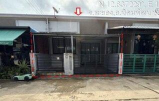 ทรัพย์สถาบันโดย GHB ทาวน์เฮาส์ สายลมเย็น นิคมพัฒนา (Sailomyen Nikhompattana Soi 3)