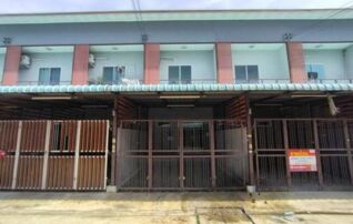 ทรัพย์สถาบันโดย GHB ทาวน์เฮาส์ ฉัตรไพลิน ลาดหลุมแก้ว (Chatrapailin Latlumkaew)