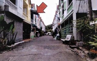 ทรัพย์สถาบันโดย GHB ทาวน์เฮาส์ ซอยบ้านไร่ดินแดง 9/4 ถนนสุขุมวิท