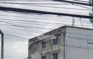 ให้เช่าตึกแถว-อาคารพาณิชย์  ถนนปทุมธานี-สามโคก : เจ้าของให้เช่าเอง (งดรับนายหน้า)
