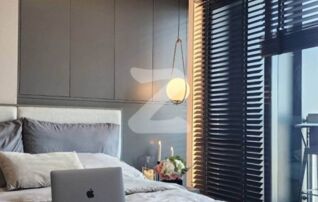 - ห้องขนาด 35 ตรม. 1ห้องนอน 1ห้องนั่งเล่น ระเบียงกว้าง ชั้น21 ห้องหันทิศเหนือ (วิวเมืองเห็นตึกช้าง) ห้องเป็น Single Corridor : เจ้าของขายเอง (งดรับนายหน้า)