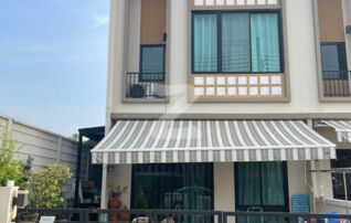ขายทาวน์โฮม 2 ชั้น หมู่บ้านเรซิโอโฮม รามอินทรา-จตุโชติ ทาวน์โฮมหลังมุม 2นอน 2น้ำ ต่อเติมครัวไทยหลังบ้าน : เจ้าของขายเอง (งดรับนายหน้า)