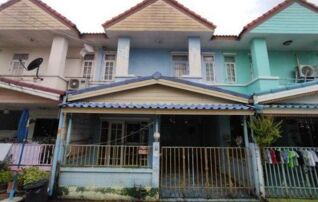 ทรัพย์สถาบันโดย GHB ทาวน์เฮาส์ กฤษณาเฮ้าส์ (Krissana House Klong Luang)
