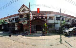 ทรัพย์สถาบันโดย GHB ทาวน์เฮาส์ ศรีประจักษ์ 4