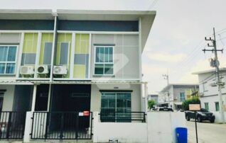 ให้เช่า ทาวน์โฮม 4 นอน 2 น้ำ หลังมุม จอดรถในบ้าน 1 คัน ข้างบ้านจอดได้ 2 คัน มบ. ประภัสสร แกรนด์วิลล์ ดอนหัวฬ่อ อมตะนคร (ซอยอุโมง)  : เจ้าของให้เช่าเอง (งดรับนายหน้า)