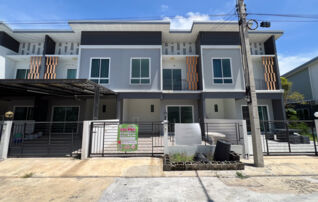 ทรัพย์สถาบันโดย JAM ทาวน์เฮาส์ เพอร์เฟคโซน รังสิต-คลอง 3 (Perfect Zone Rangsit Klong 3)