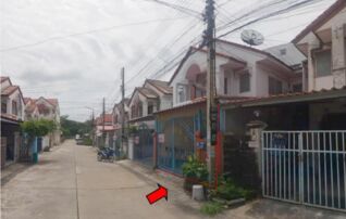 ทรัพย์สถาบันโดย GHB ทาวน์เฮาส์ รุ่งอรุณ วิลล์ (Rung Arun Ville)
