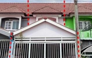 ทรัพย์สถาบันโดย GHB ทาวน์เฮาส์ วรเชษฐ์