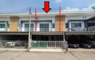 ทรัพย์สถาบันโดย GHB ทาวน์เฮาส์ มี โมเดิร์น โฮม
