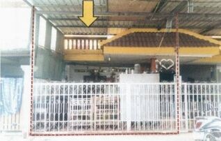 ทรัพย์สถาบันโดย อาคารสงเคราะห์ ทาวน์เฮาส์  ถนนช่อแฮ
