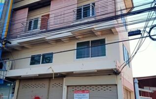 ทรัพย์สถาบันโดย GHB ตึกแถว-อาคารพาณิชย์ ซอยติดถนน ถนนสายสอง - งาว (ทล.115
