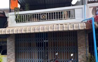 ทรัพย์สถาบันโดย GHB ทาวน์เฮาส์ ซอย24 ราษฎร์อุทิศ ถนนราษฎร์อุทิศ