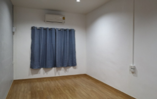 ห้องแถวชั้นเดียวใหม่ ซอยบ้านสวน 2 กลางเมืองชลบุรี