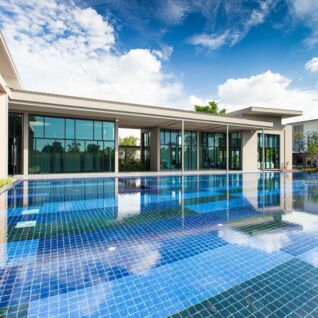 กัสโต้ ดอนเมือง-สรงประภา Gusto Donmuang-Songprapa