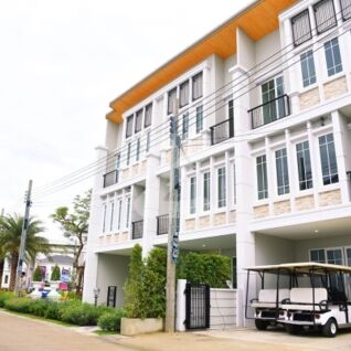 โกลเด้น ซิตี้ สาทร Golden City Sathorn