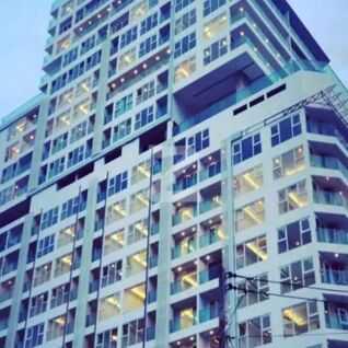 โคซี่ บีช วิว คอนโดมิเนียม Cosy Beach View Condominium