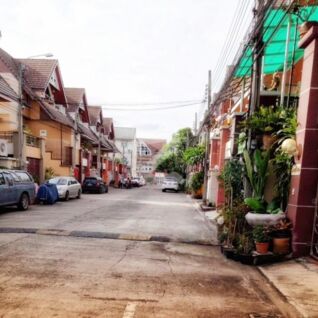 เมอริท เพลส ลาดพร้าว 87 Merit Place Ladprao 87