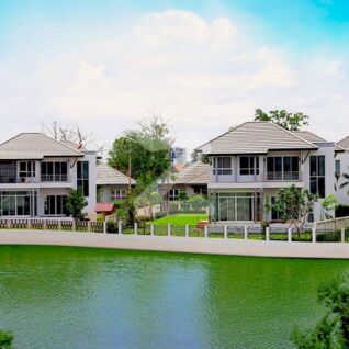 บ้านสวยมารีน่า Baan Suay Marina