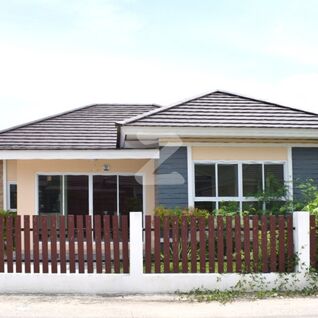 บ้านจุฑาทิพย์ Baan Juthathip