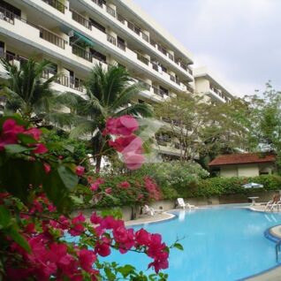 ดนิชาการ์เด้น คอนโดมิเนียม Danicha Garden Condominium