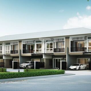 เดอะ ไฟน์เนส ทาวน์ ศรีราชา The Finest Town Sriracha