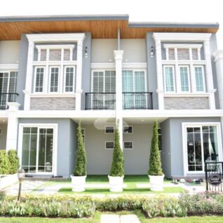 โกลเด้น ทาวน์ สาทร Golden Town Sathorn