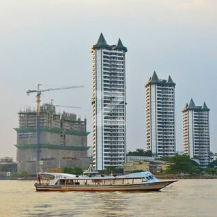 ตรีทศ ซิตี้ มารีน่า Tridhos City Marina