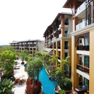 ปาล์ม บรีซ รีสอร์ท Palm Breeze Resort