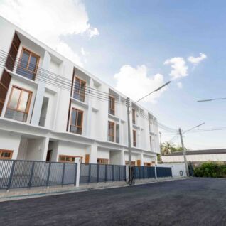 โมโนทาวน์ ชุมชนฟ้าฮ่าม Monotown Fah Ham