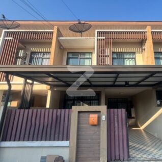 บ้านธนารินทร์ ทาวน์โฮม 3 Baan Thanarin Townhome 3