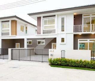 เดอะ ทรัสต์ บ้านโพธิ์ The Trust Ban Pho