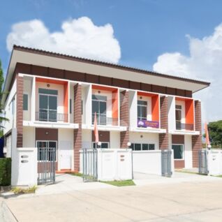 บ้านงามเจริญ 23 มอเตอร์เวย์-หาดพลา Baan Ngamcharoen 23 Motorway-Phala Beach