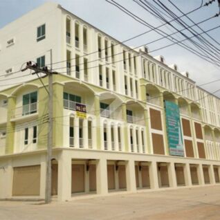 เออบาน่า ซิตี้ Urbana City