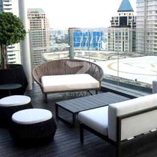 ศาลาแดง เรสซิเดนเซส Saladaeng Residences