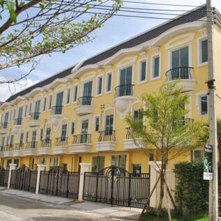 วี.เค.โฮม V.K. Home