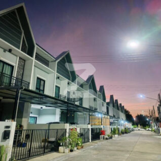 ภูสิริ แกรนด์ฮิลล์ หนองไม้แดง-อมตะนคร Pusiri Grand Hill Nong Mai Daeng-Amata Nakhon