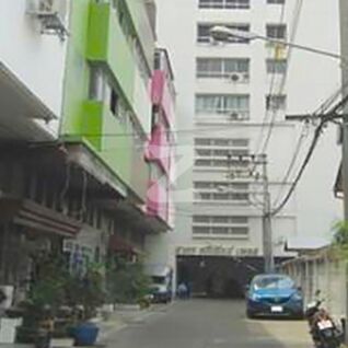 สาธรพรีเมียร์เพลส Sathorn Premier Place