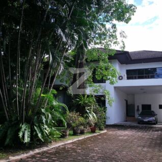39 เอ็กซ์คลูซีฟ 39 Exclusive Village