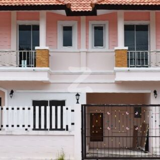 ดิ แอเรีย บ้านเพ The Area Ban Phe