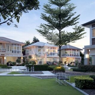 เลอ นีโอ วงแหวน-ศรีนครินทร์ Le Neo Wongwaen-Srinakarin