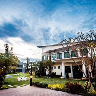 เดอะ พรีมีโอ เลคฮิลล์ บ้านบึง ชลบุรี The Premio Lakehill Banbueng Chonburi