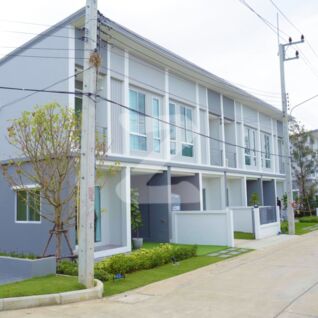 สิริทาวน์ รังสิต-คลอง 4 Siri Town Rangsit-Klong 4